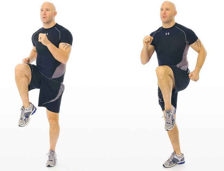 Aumenta efectivamente la potencia al correr en el lugar con las rodillas altas. 